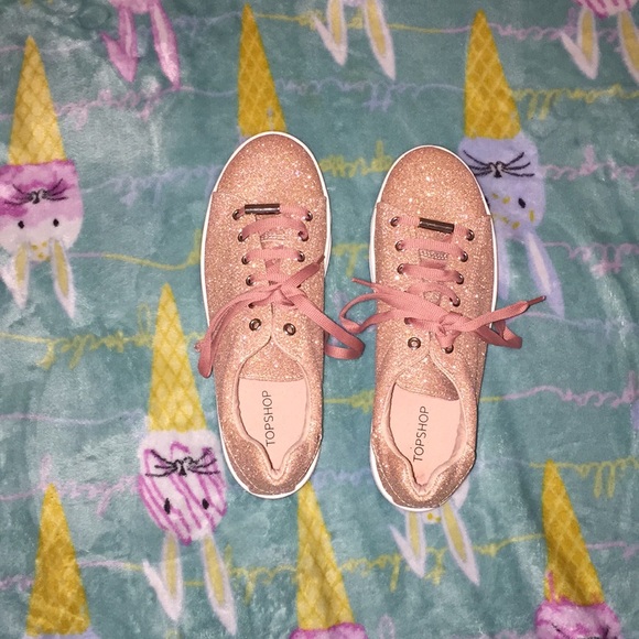 These are rose gold pink sparkly shoes - Picture 2 of 4